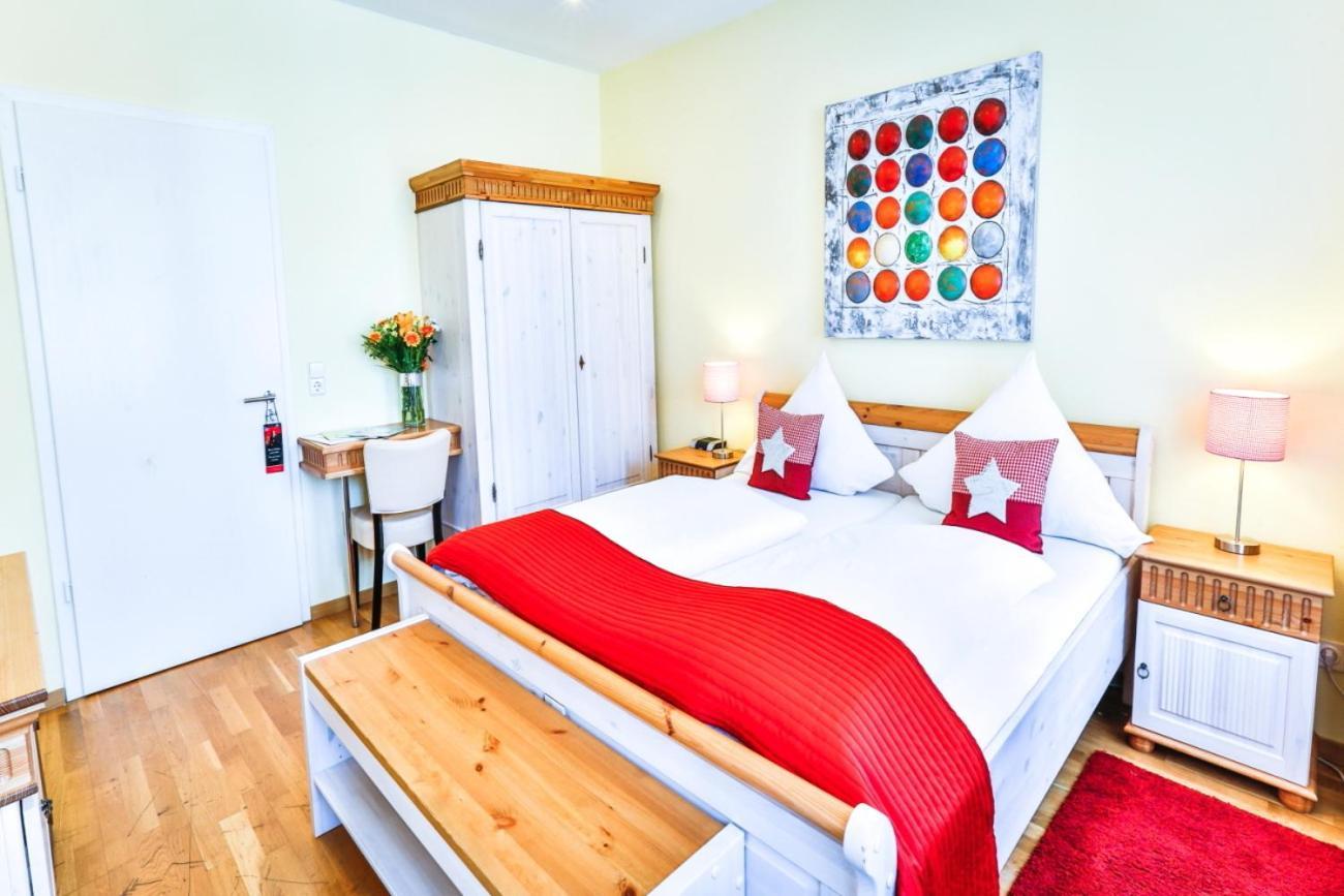 Hotel Zum Goldenen Loewen Baden-Baden Extérieur photo