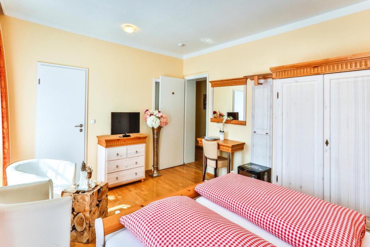 Hotel Zum Goldenen Loewen Baden-Baden Extérieur photo